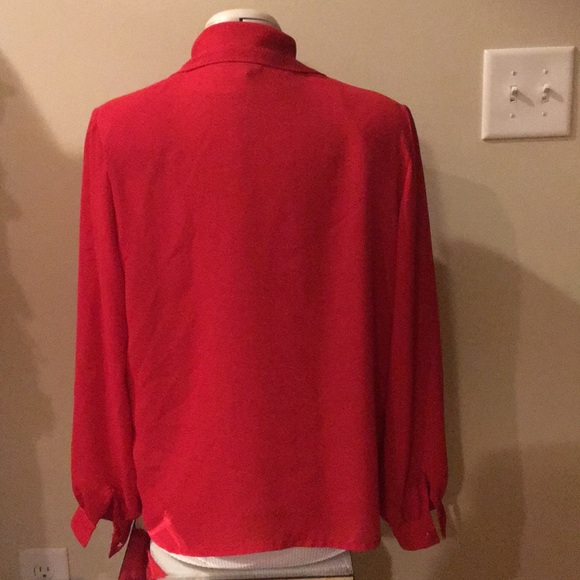 Red Top size 6 - Picture 3 of 4